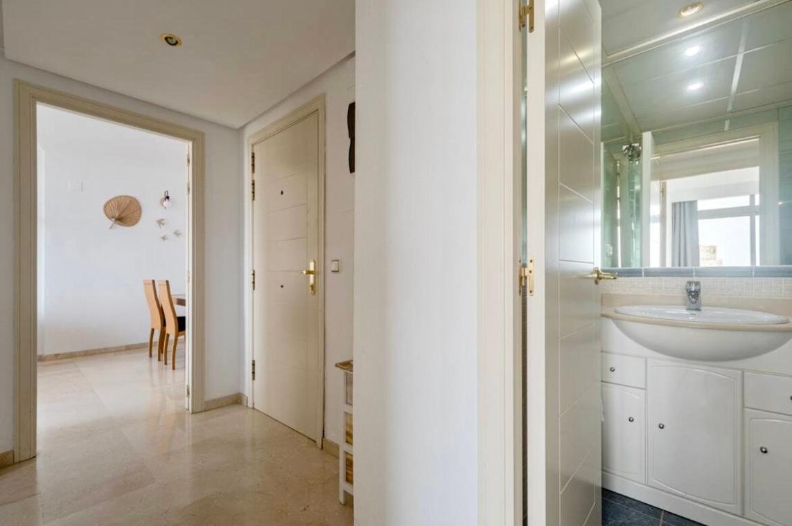 Apartamento Relax Sol De เบนิดอร์ม ภายนอก รูปภาพ